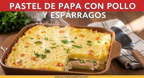 Pastel de pollo montado en fuente para horno