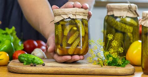 Pepinillos fermentados versus pepinillos encurtidos