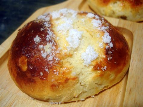 Bollos suizos en el segundo levado