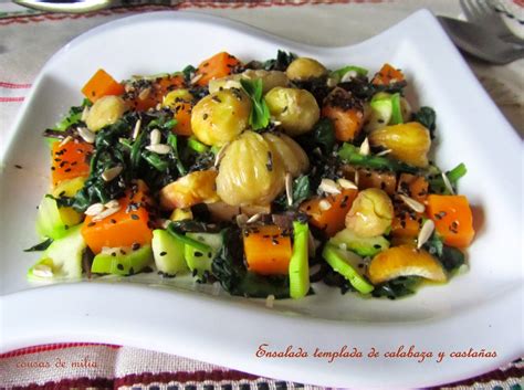 Ensalada templada con calabaza, tomate y bacalao
