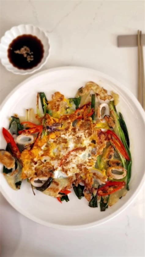 Plato de Pajeon con Makgeolli
