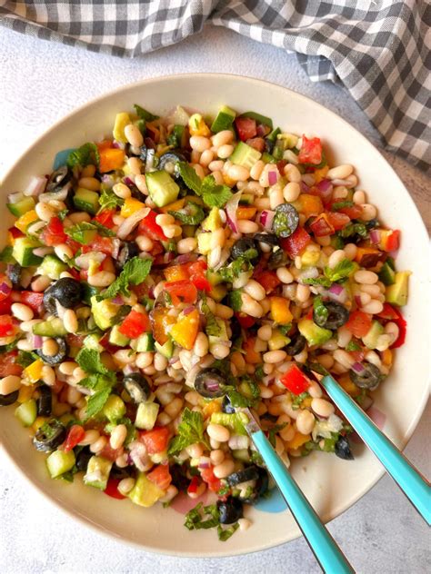 ensalada nutritiva con alubias