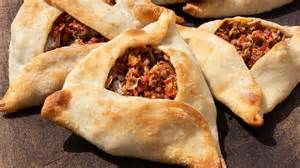 Empanadas árabes triangulares y redondas