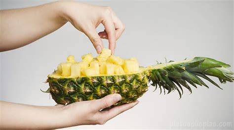 pasos para vaciar una piña fresca