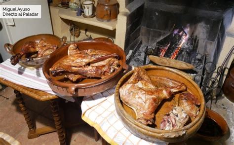 Cordero asado en horno de leña