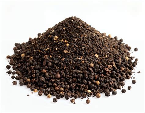 Granos de pimienta negra enteros y machacados