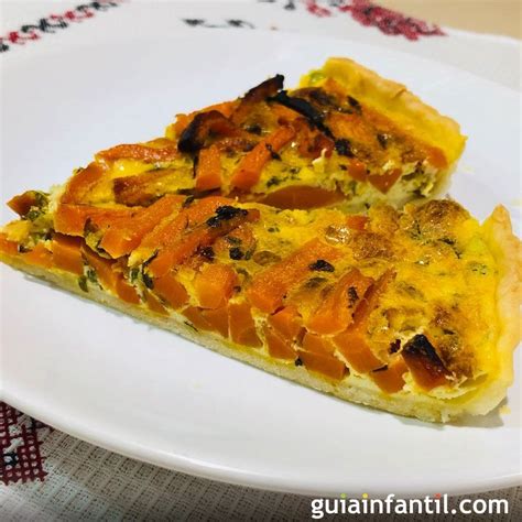Tarta salada de calabacín y zanahoria