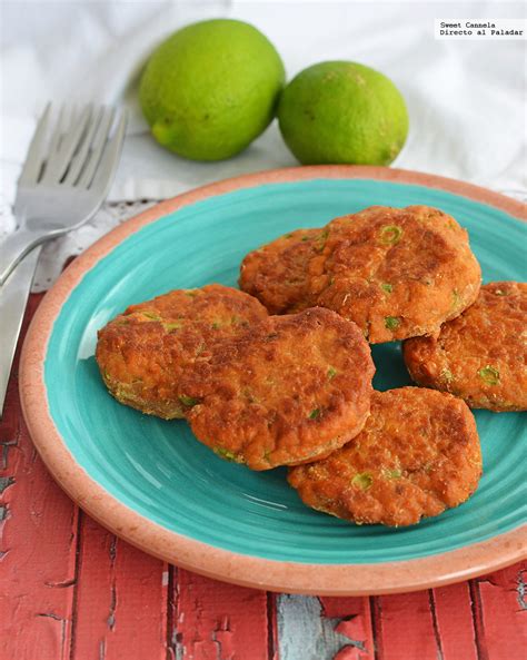 Tortitas de pescado estilo Thai con salsa