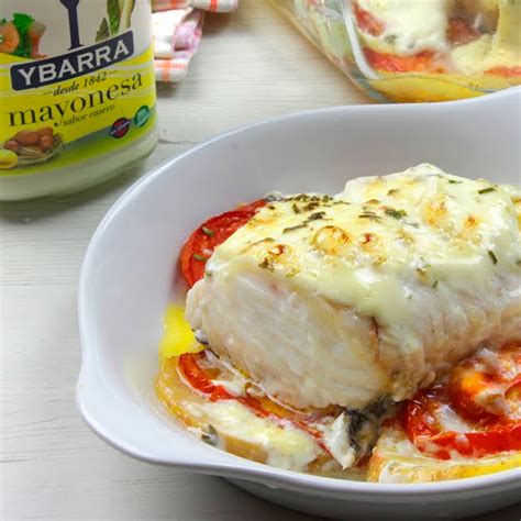 Merluza gratinada con verduras y mayonesa especiada