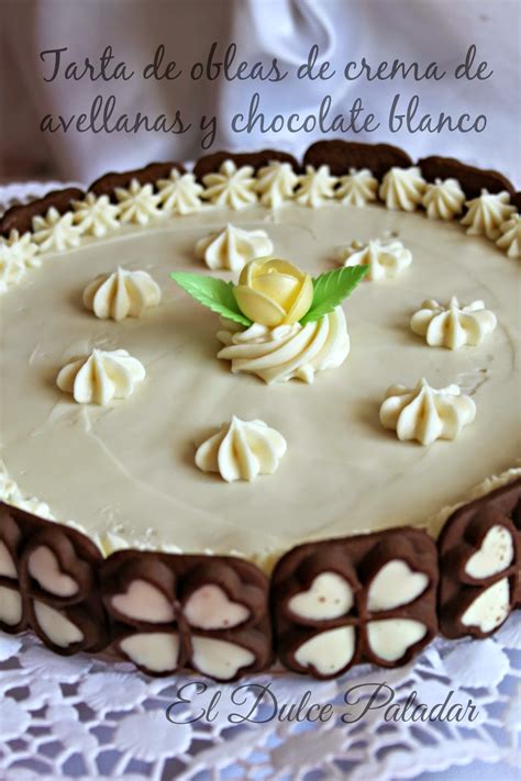 Tarta de crema de avellanas decorada