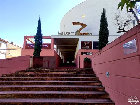 Fachada del Museo Zabaleta en Quesada