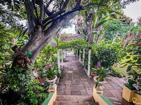 Jardines del Sitio Litre