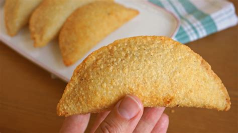Empanadillas con arroz y semillas molidas