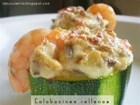 Calabacines rellenos de merluza, gambas y bechamel
