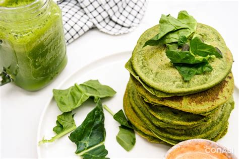 Masa de tortitas de espinacas lista para cocinar