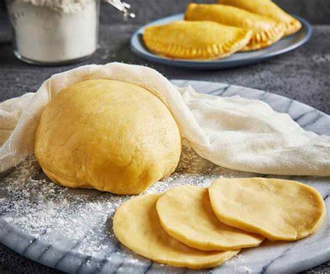Masa de empanada dulce lista para refrigerar