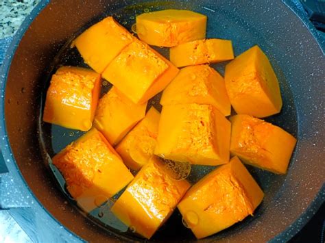 Calabaza fresca y calabaza cocida para la elaboración de morcilla