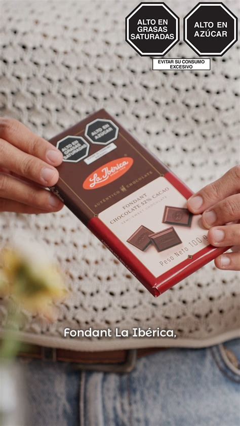 Diferentes presentaciones de chocolate: tableta, polvo, crema