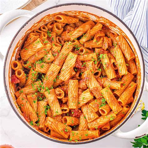 One Pot Pasta con variedad de ingredientes