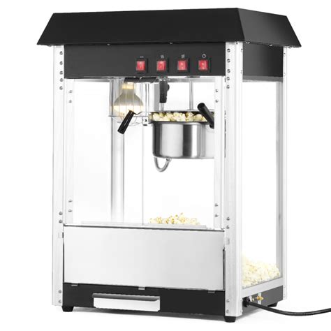 Máquina de palomitas profesional en funcionamiento