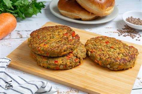 Masa de hamburguesa de lentejas reposando
