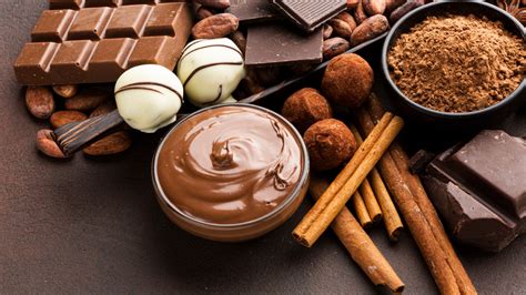 Variedad de chocolates para pastelería