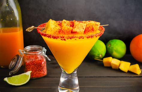 Proceso de licuado de la margarita de mango