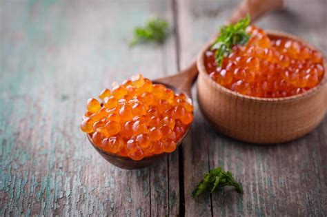 Huevas de pescado frescas