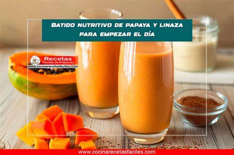Batido de papaya y avena en un vaso
