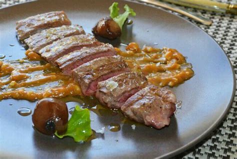Ingredientes para presa ibérica con salsa de pimienta y miel
