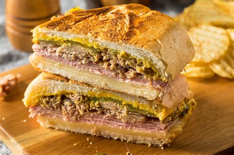 Plancha de sándwich cubano