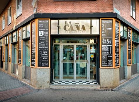 Fachada del restaurante Caña en Alcorcón