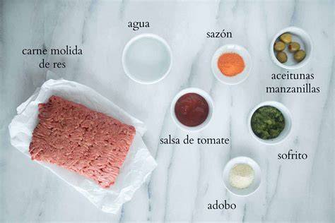 Ingredientes para arepas y carne molida