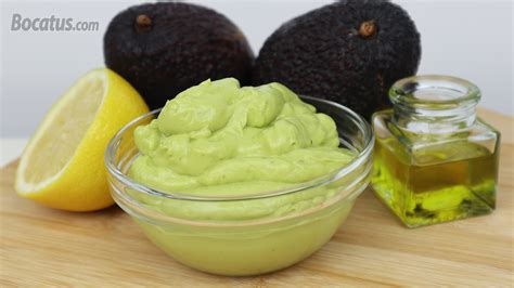 Mayonesa de aguacate con wasabi y lima