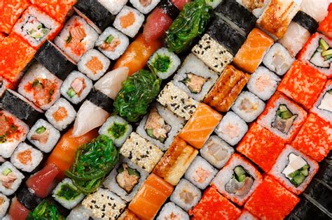 Variedad de sushi de KOI para llevar