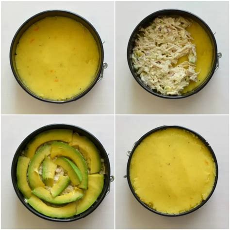 Capas de puré y relleno en un molde