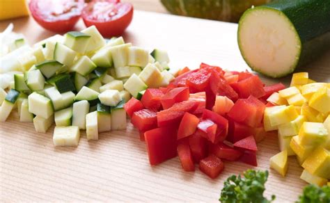 Verduras cortadas para el trempó