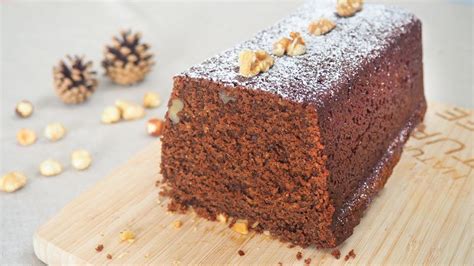 Bizcocho de chocolate integral con nueces