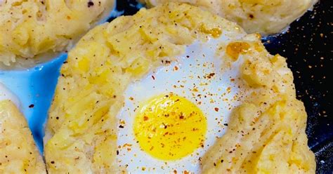 Puré de papas con huevo y panceta