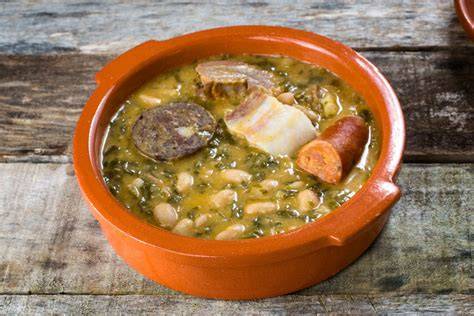 Cocido Montañés plato típico de Cantabria