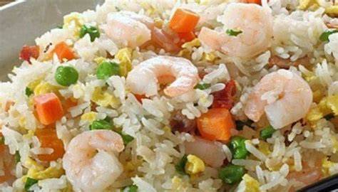 Pasos para preparar ensalada de arroz con gambas