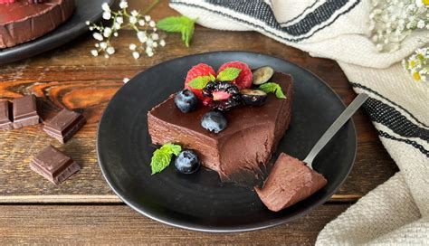 Pastel de chocolate japonés con 3 ingredientes
