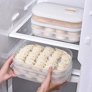 Miso almacenado en el refrigerador en un recipiente hermético