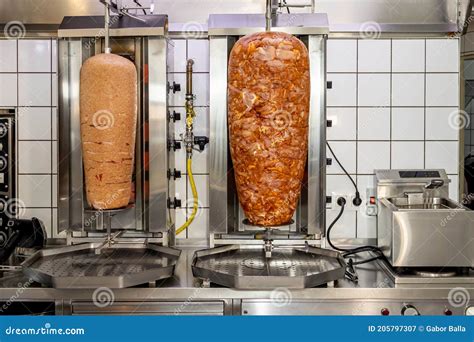 Torre de carne de kebab girando