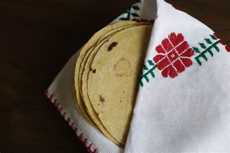 Tortillas envueltas en tela