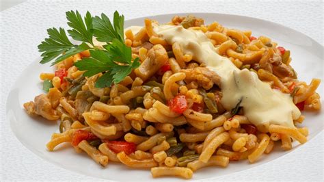 Fideuá de pollo y verduras