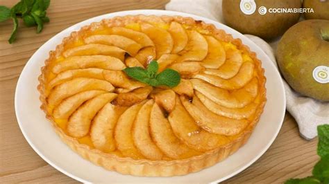 Relleno de tarta de manzana con crema pastelera