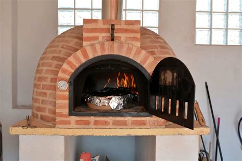 Esquema de un horno de pizza de leña
