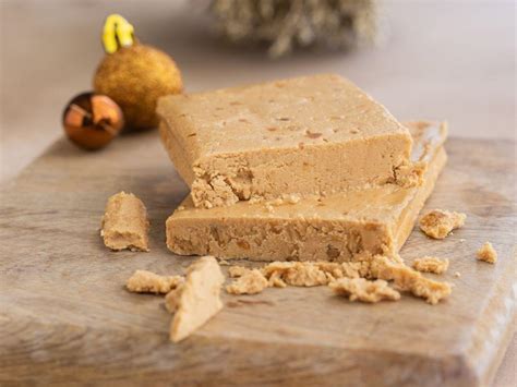 Infografía comparativa de turrón de Jijona y Alicante