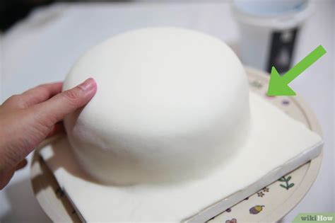 Fondant estirado sobre una torta